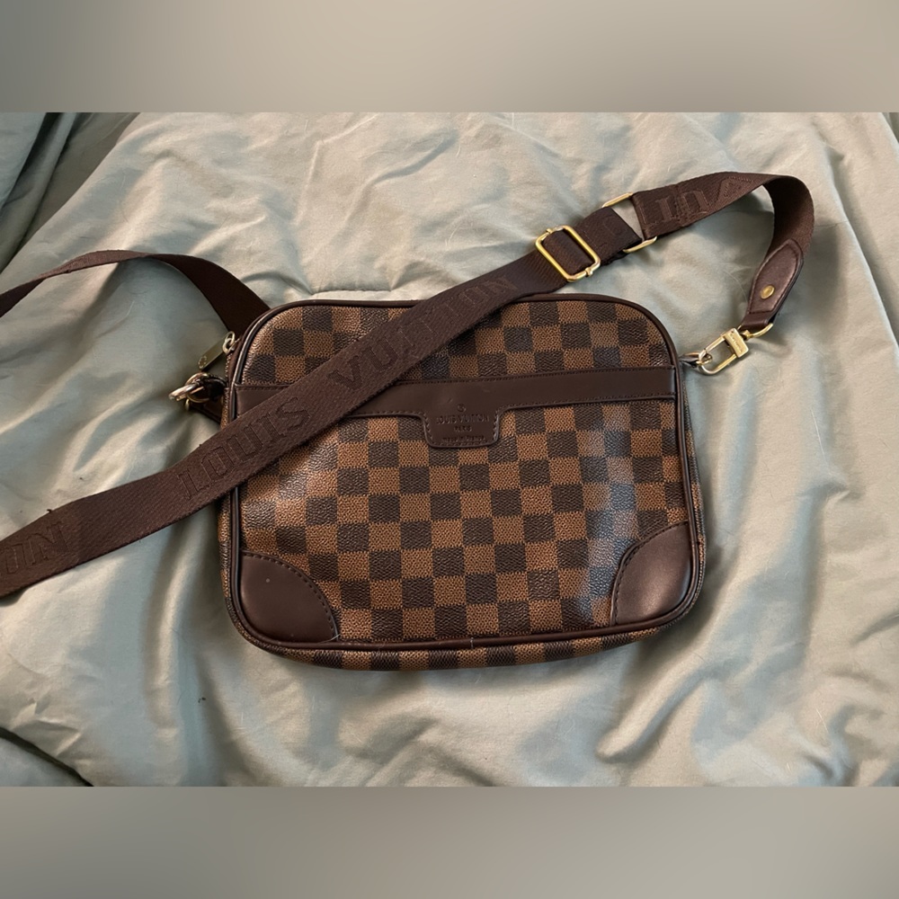 L.V. Satchel/Crossbody Purse